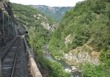 La Ligne des Cévennes in the Allier Gorge